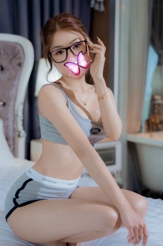 BẢO ANH - ✨ ❤️ BÚP BÊ MẶT CỰC XINH E 2K3☀️❤️☀️– NGỰC TO, BƯỚM NGON – SV BAO PHÊ NHIỆT TÌNH PHỤC VỤ A