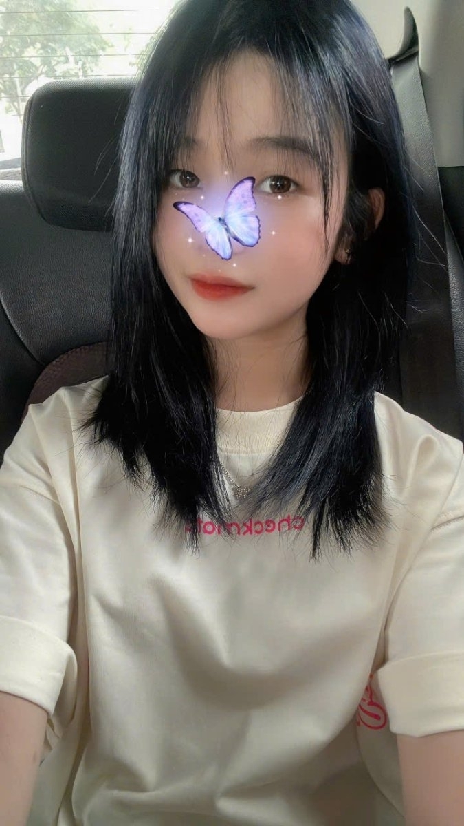 HOÀNG HIỀN -( đúng người,không photoshop,❤️❤️hàng nguyên bản không chỉnh sửa Ngoan, bú mút giỏi 400